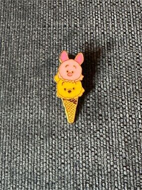 Winnie the Pooh & Piglet Ice Cream Enamel Pin